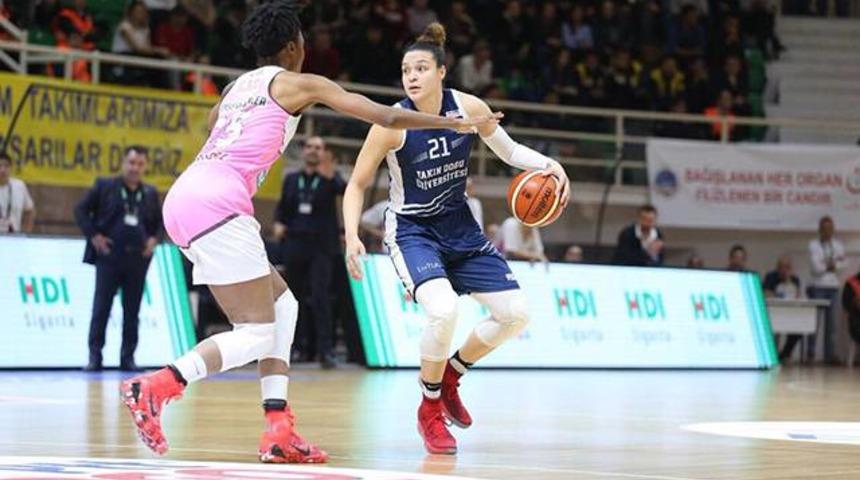 Kadınlar T&uuml;rkiye Kupası'nın sahibi Yakın Doğu &Uuml;niversitesi!