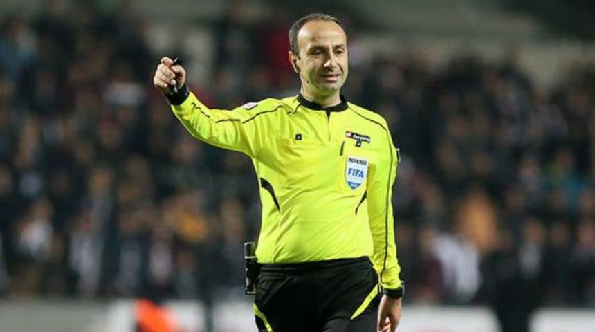 Hakem Barış Şimşek, İbrahim Kızıl'dan ka&ccedil;ırıldı