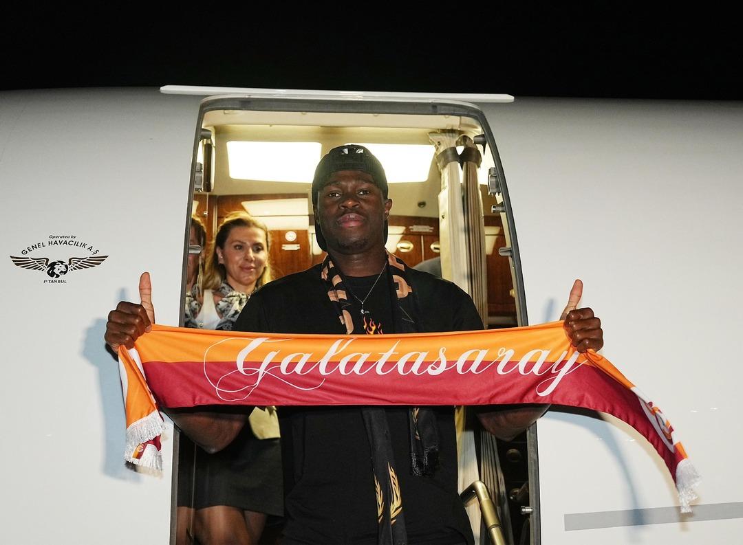 Galatasaray ın Wilfried Singo transferini Türk futbol tarihine geçti! 3