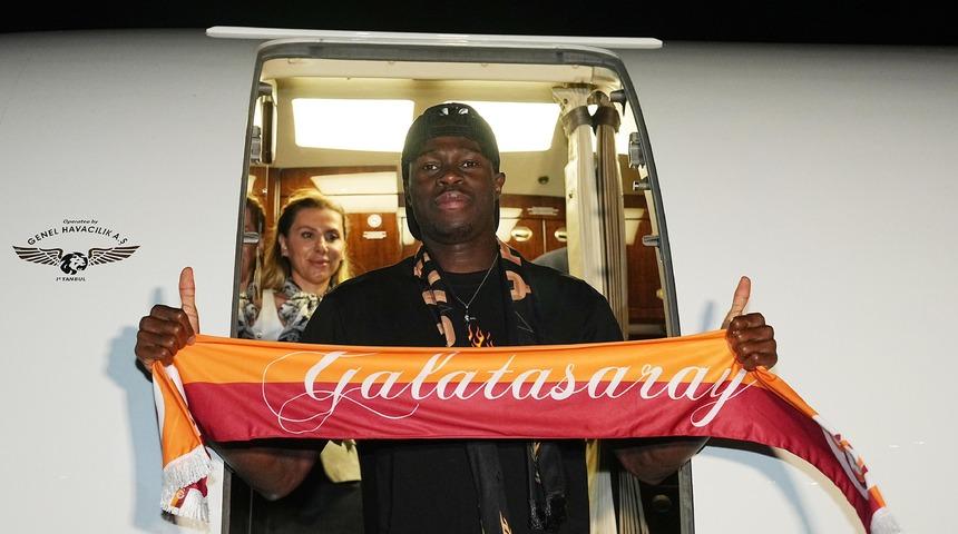 Galatasaray Wilfried Singo'yu İstanbul'a getirdi! KAP'a bildirildi, ilk açıklama geldi