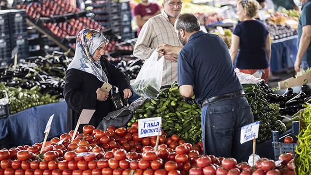 Hal Yasası Meclis yolunda: Marketlere üreticiden zorunlu alım, üreticiye bedelsiz yer