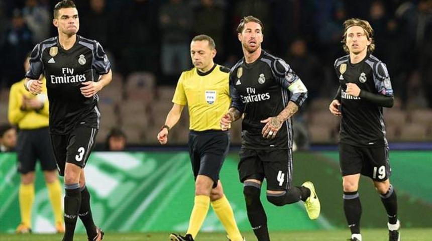 Napoli 1 - 3 Real Madrid