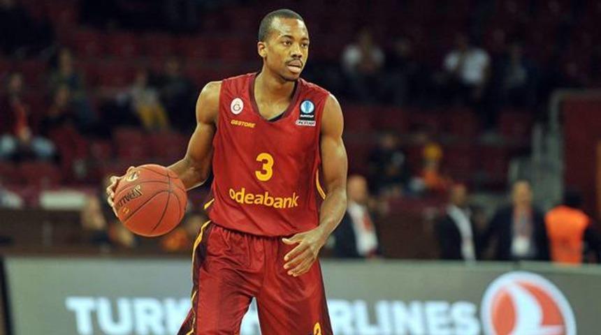 Errick McCollum'un ilk s&ouml;zleri Fenerbah&ccedil;e!