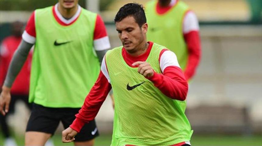 Ramon Motta sinir krizi ge&ccedil;irdi