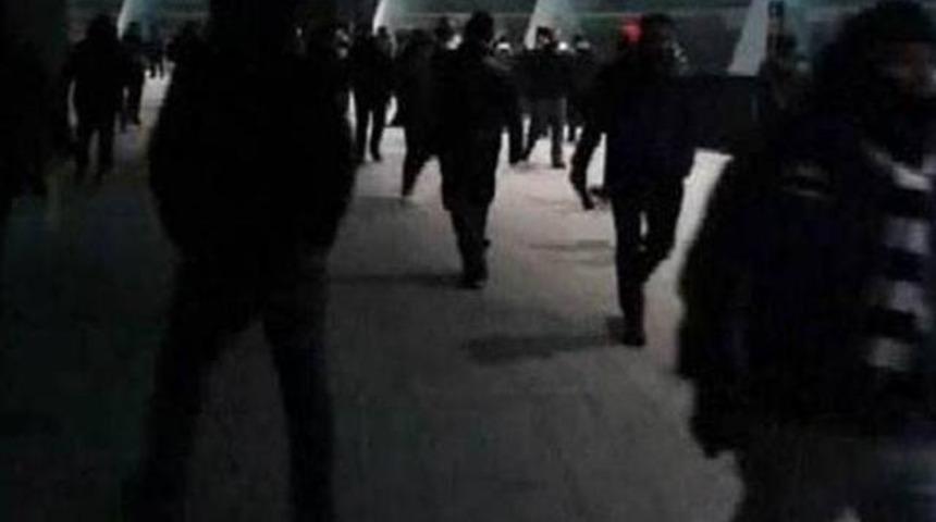 Beşiktaşlı y&ouml;netici a&ccedil;ıkladı! 'Bir taraftarımız bı&ccedil;aklandı'