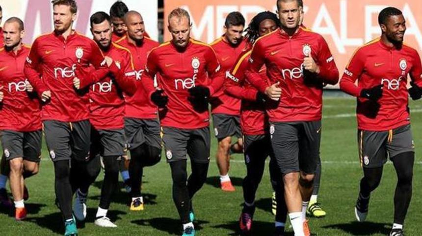 Galatasaray'da sakatlık kabusu s&uuml;r&uuml;yor!