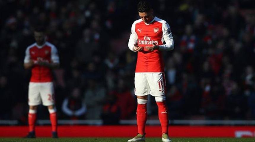 Mesut &Ouml;zil: 'T&uuml;rk olmaktan gurur duyuyorum'