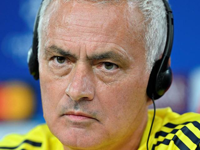 Yönetim kahroldu! Fenerbahçe Benfica'ya elendi, Şampiyonlar Ligi'nden öyle bir geliri kaçırdı ki...