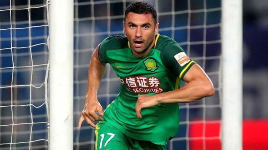 Trabzonspor, Burak Yılmaz'la g&ouml;r&uuml;şmelere başladı