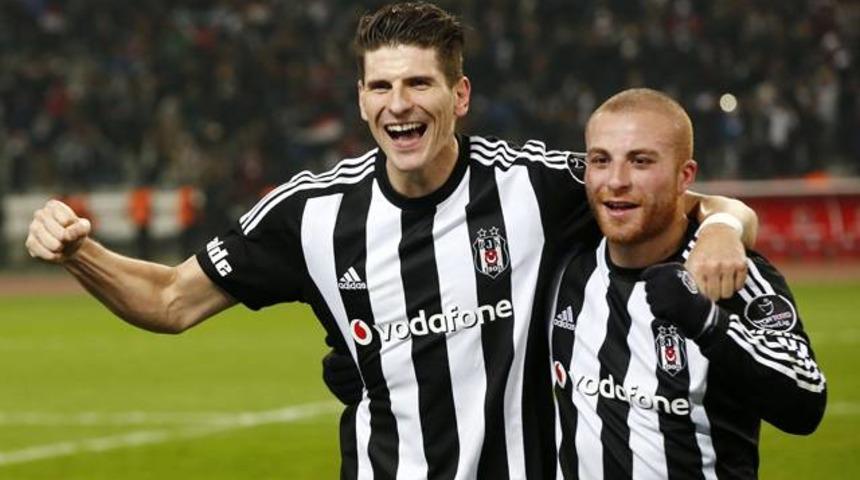 G&ouml;khan T&ouml;re Beşiktaş'a d&ouml;n&uuml;yor!
