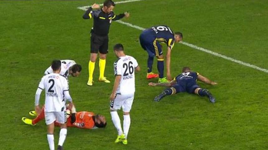 Kadık&ouml;y'de talihsiz an! Fernandao...