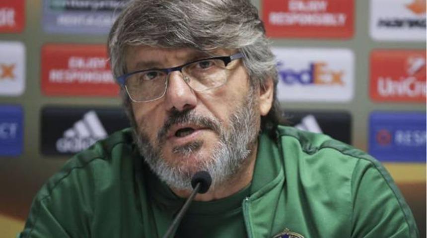 Mustafa Reşit Ak&ccedil;ay istifa etti