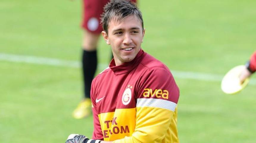 Muslera: 'İnsan evinden ayrılmayı istemez'
