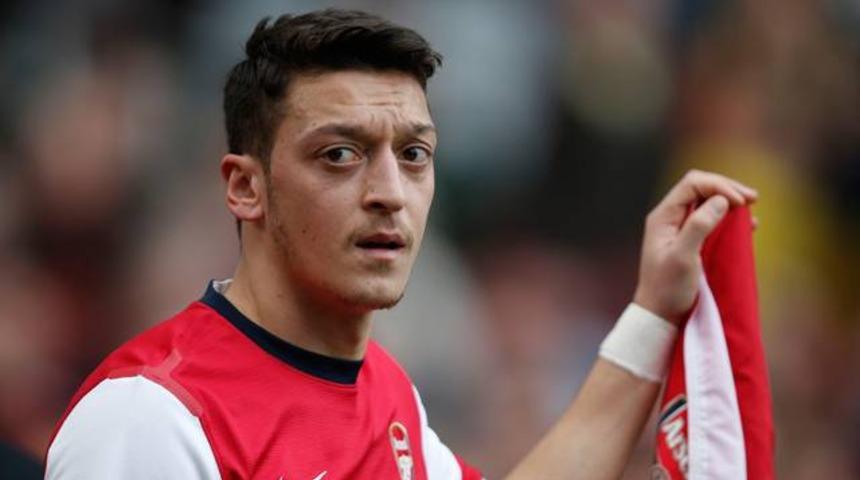 Mesut &Ouml;zil'den transfer a&ccedil;ıklaması