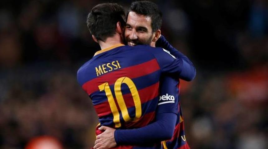 Messi'den şoke eden Arda Turan isteği