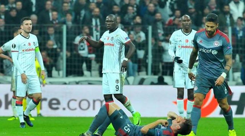 UEFA'dan Aboubakar'a 3 ma&ccedil; ceza!