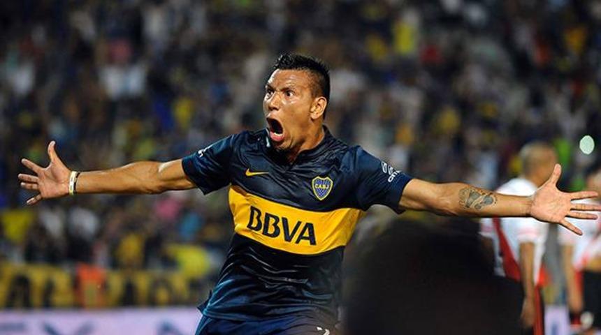 Fenerbahçe golcüsünü buldu: Andres Chavez!