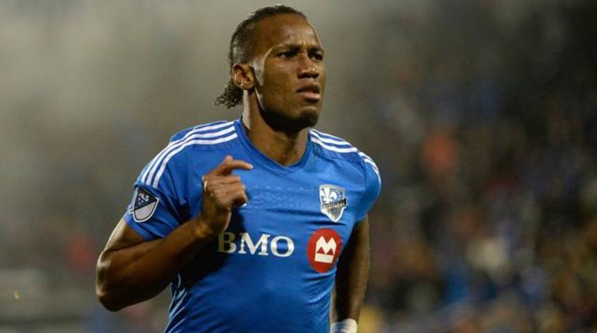 Drogba ikinci lig ekibine imzayı atıyor