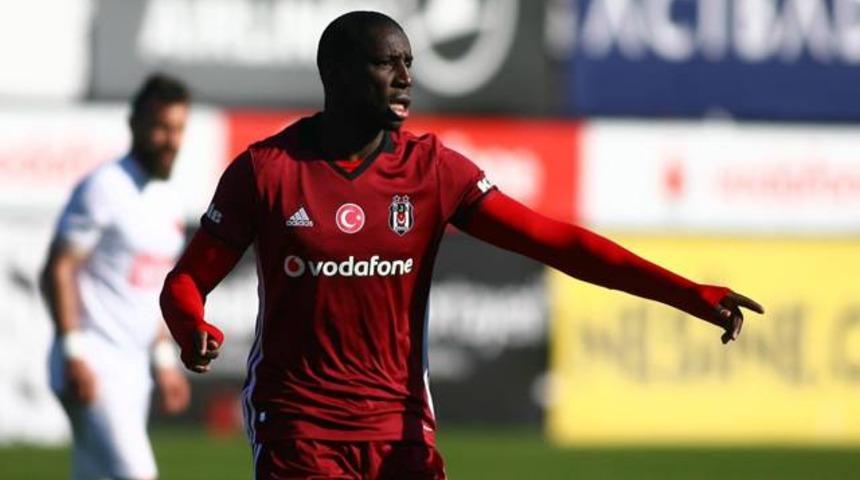 Beşiktaş'ta Demba Ba 8 ay sonra d&ouml;nd&uuml;!