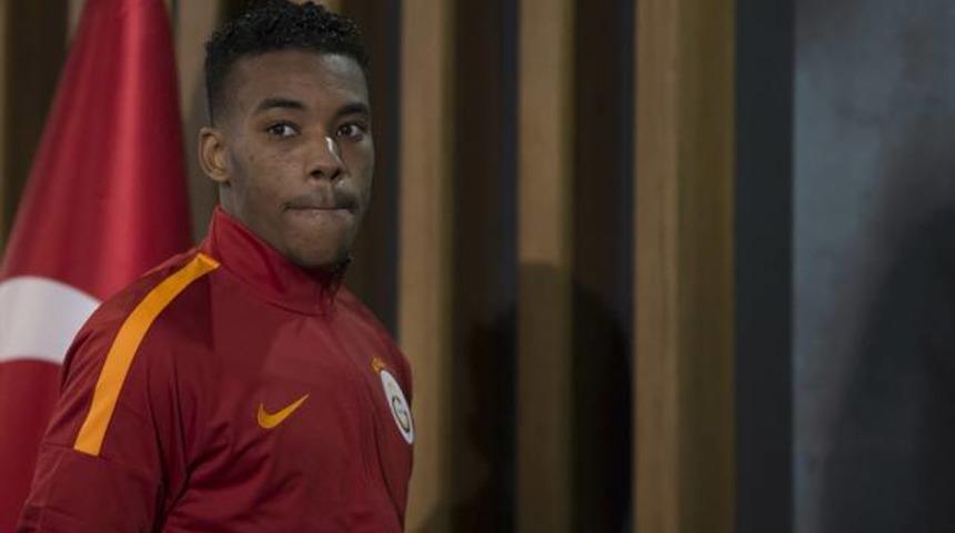 Galatasaray'da Garry Rodrigues krizi b&uuml;y&uuml;yor!