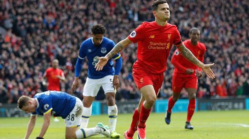 Merseyside'ın kralı Liverpool!