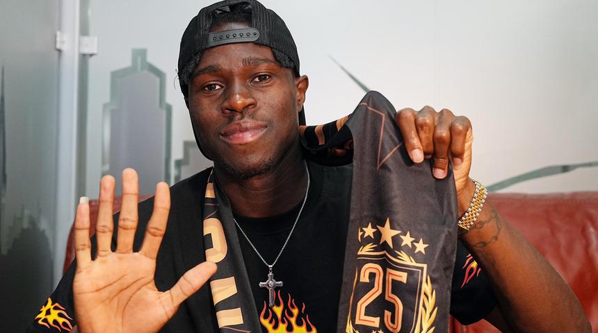 Galatasaray'ın Wilfried Singo transferini Türk futbol tarihine geçti!