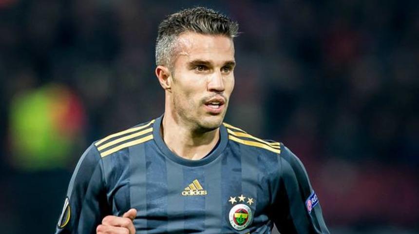 Paris Saint Germain'in hedefi Robin van Persie!