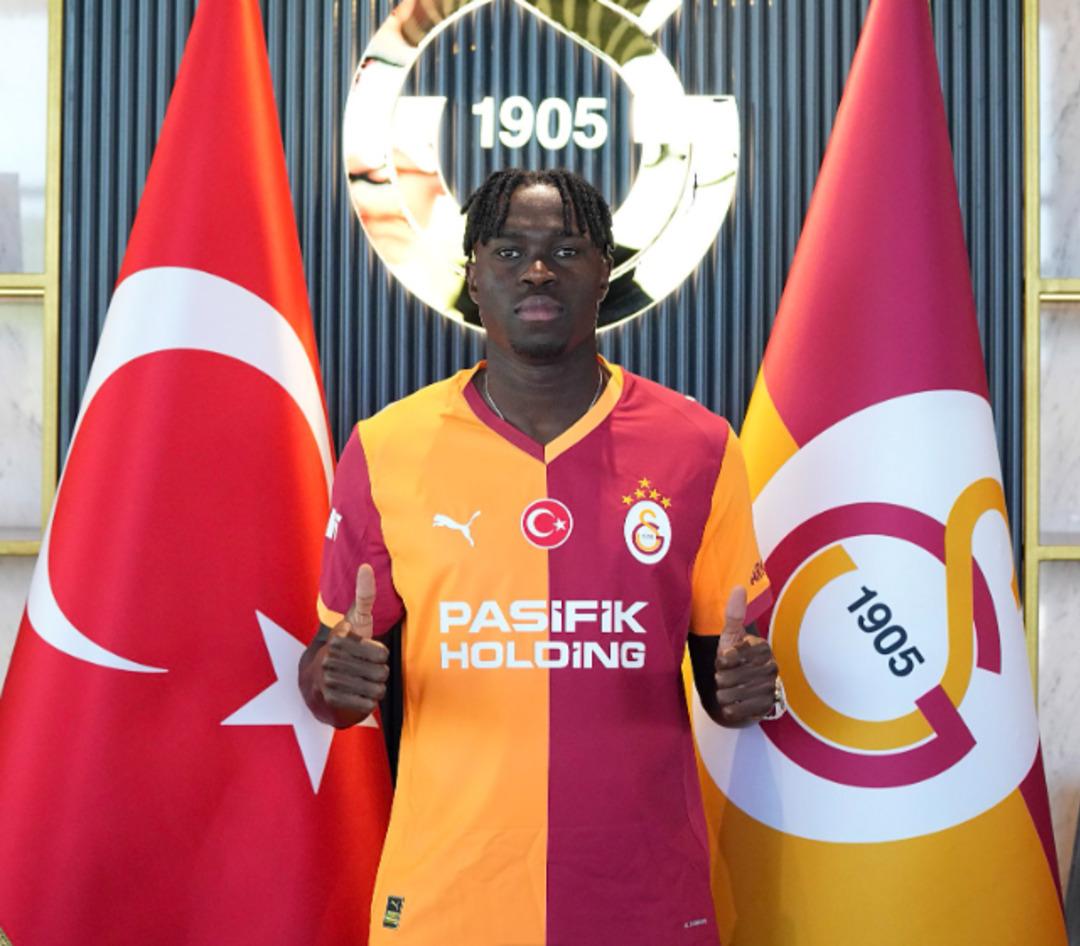 Galatasaray ın Wilfried Singo transferini Türk futbol tarihine geçti! 2
