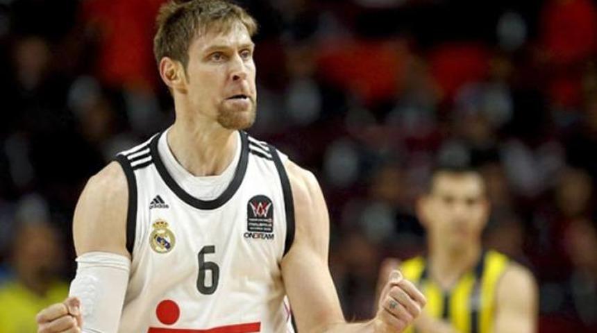 Nocioni basketbola veda ediyor