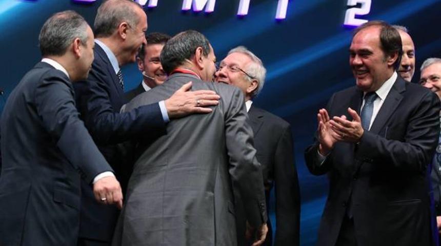 Fenerbah&ccedil;e'den Galatasaray'a FET&Ouml; cevabı!