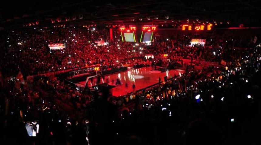 Abdi İpek&ccedil;i Arena yıkılıyor!