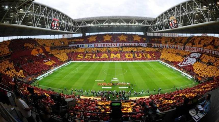 Galatasaray-Fenerbah&ccedil;e derbisinin biletleri satışa &ccedil;ıktı