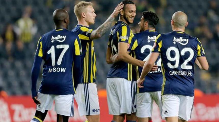 Fenerbah&ccedil;eli futbolcular Aykut Kocaman'ı istiyor