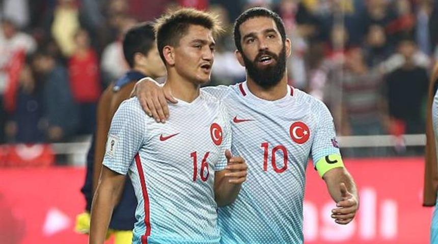 Başakşehir'den Cengiz &Uuml;nder a&ccedil;ıklaması!