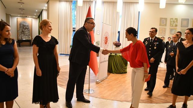 Arnavutluk'ta 30 Ağustos Zafer Bayramı resepsiyonu düzenlendi