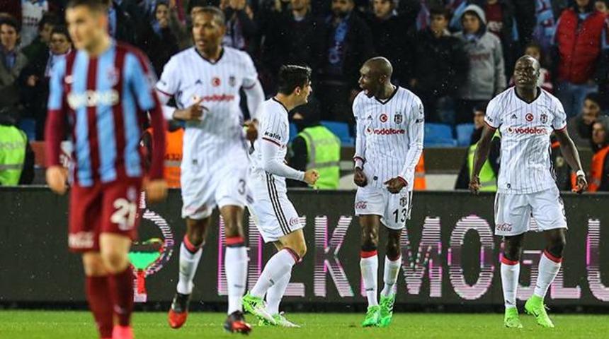 Beşiktaş y&ouml;netiminden flaş Atiba kararı!