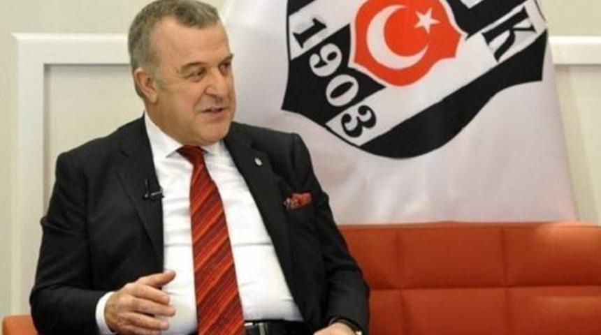 Ahmet &Uuml;rkmezgil: 'Atiba sandalyede otursa da faydalı olur'