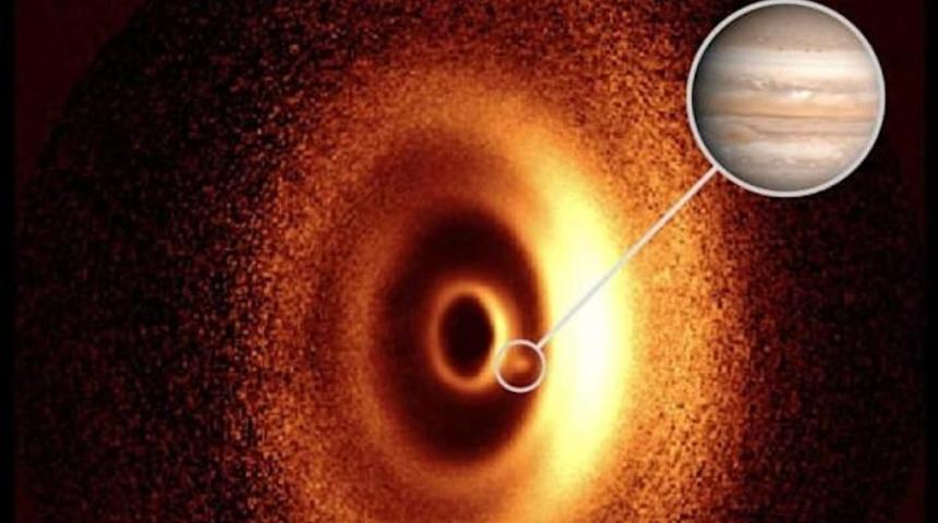 'Bebek' gezegen ilk kez görüntülendi! Nasıl doğduğu merak edildi