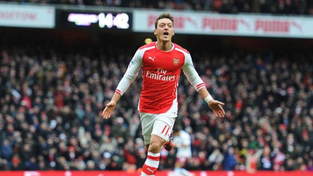 Mesut &Ouml;zil en iyi 11'ini a&ccedil;ıkladı