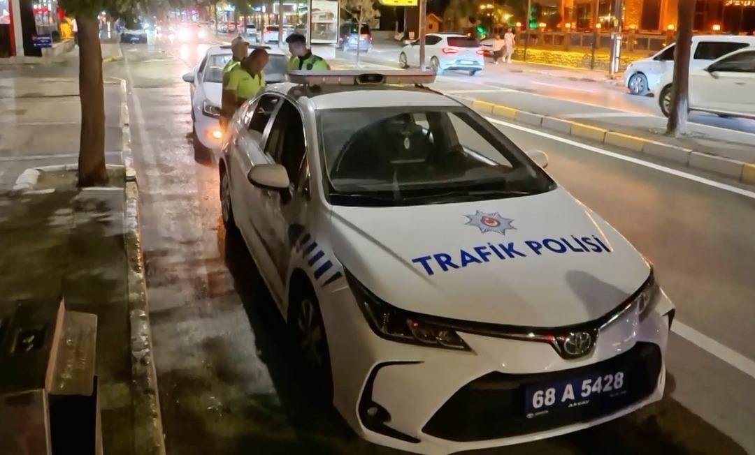 Alkollü araç kullandı: Kendisini uyaranları Magandalıkla polise şikayet etti ama... 4