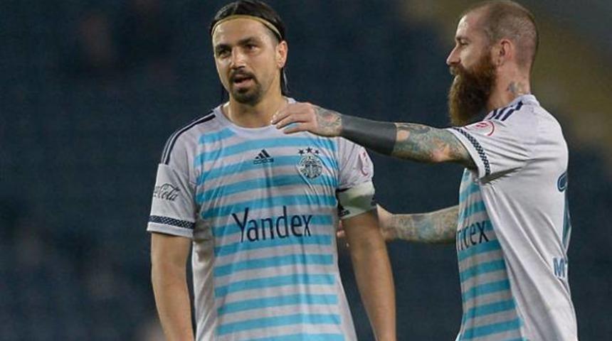 Mehmet Topuz ve Meireles geri d&ouml;n&uuml;yor