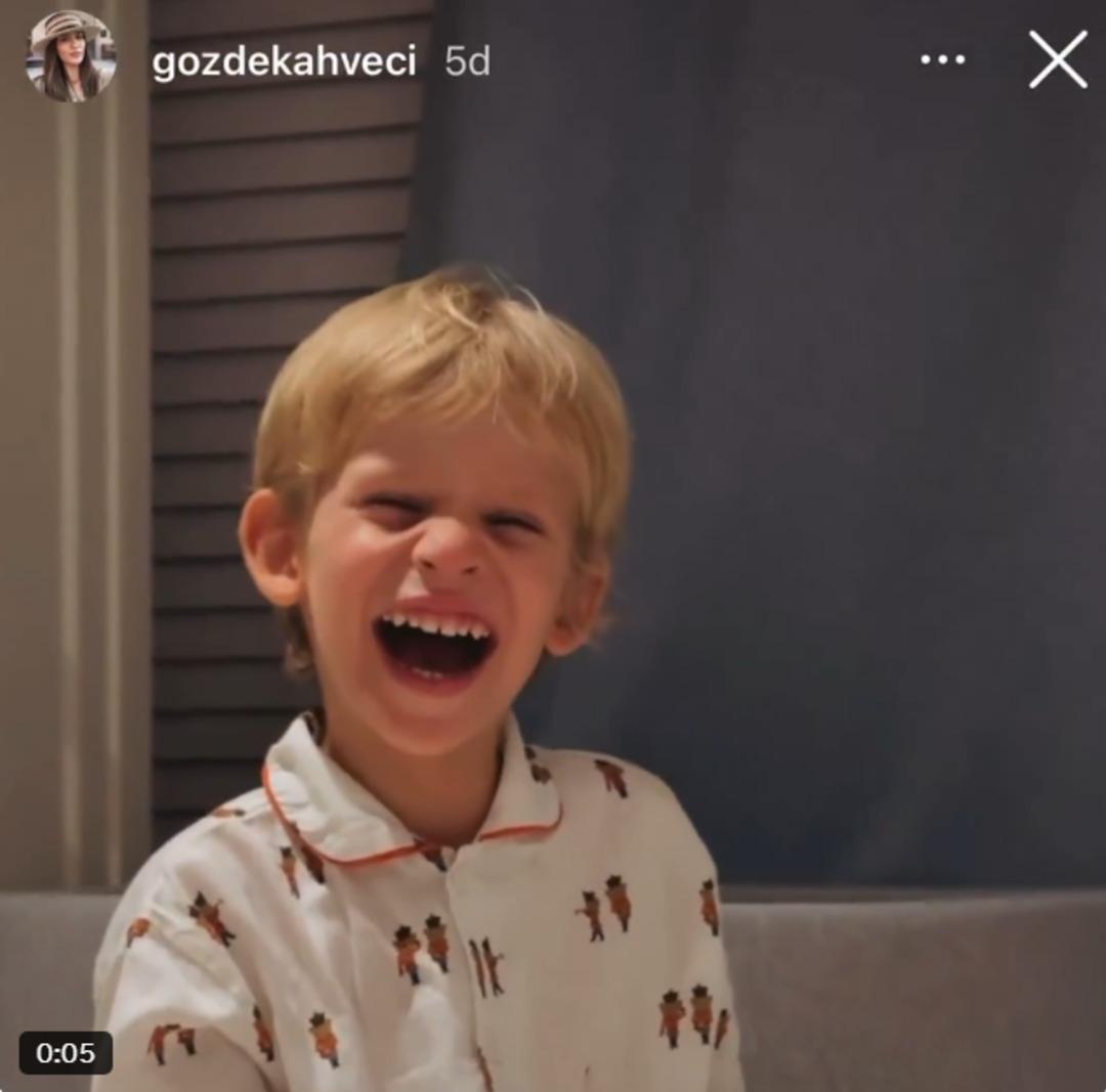 Fenerbahçe de İrfan Can Kahveci nin eşi Gözde Kahveci nin Mourinho nun ardından sosyal medya paylaşımı olay oldu! Sosyal medya yıkılıyor... 1