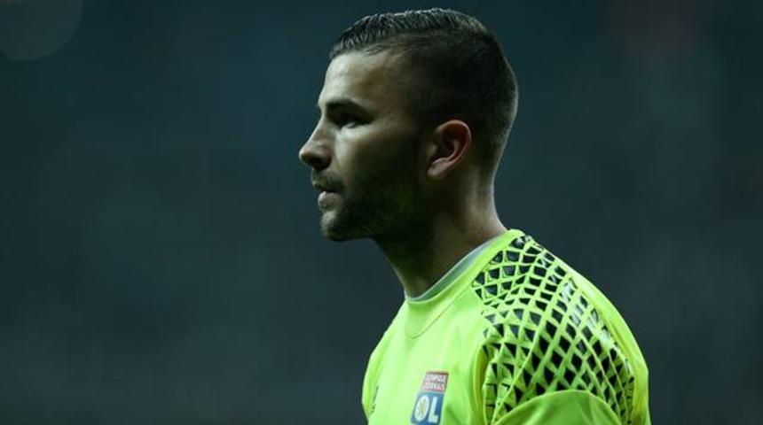 Lyon kalecisi Antony Lopes, Beşiktaşlı taraftarlara &ouml;vg&uuml;ler yağdırdı