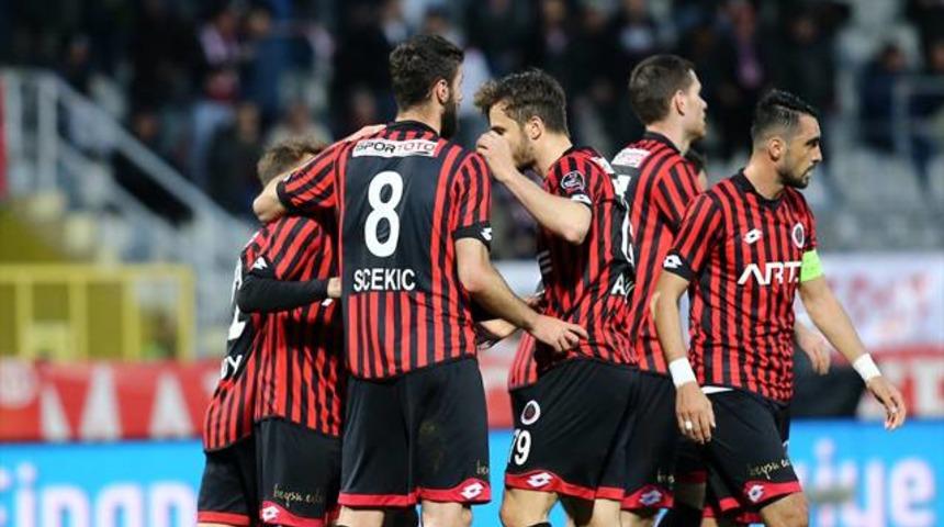 Gen&ccedil;lerbirliği 2 - 1 Kayserispor