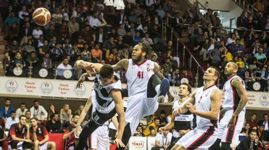Gaziantep Basketbol 59 - 67 Beşiktaş Sompo Japan