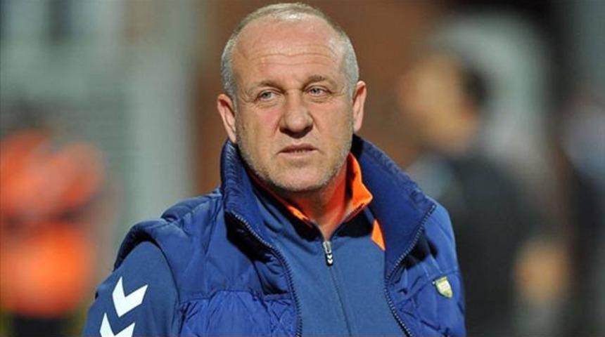 Kayserispor&rsquo;un yeni hocası Mesut Bakkal!