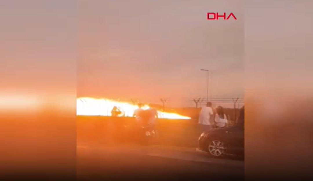 Polonya da hava gösterisi provasında F-16 savaş uçağı düştü 1