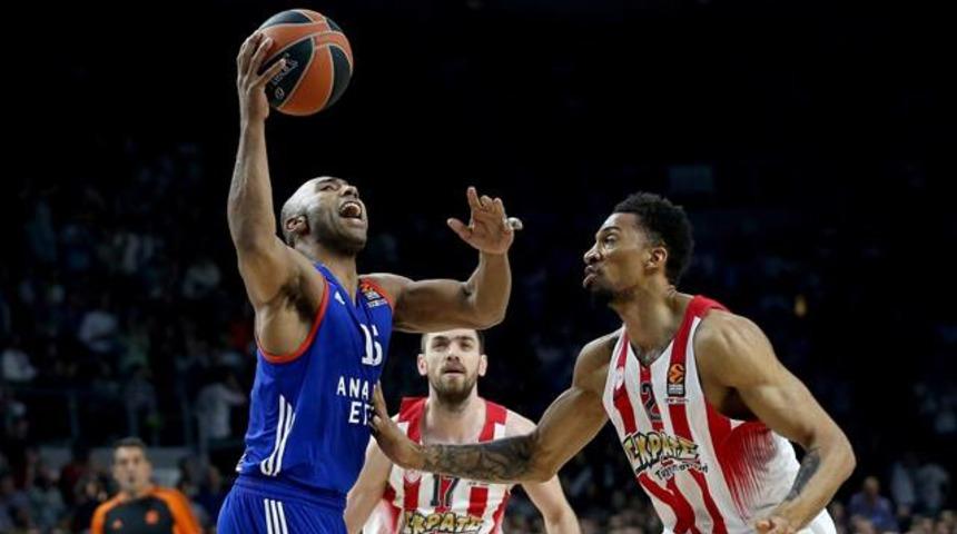 Anadolu Efes 62 - 74 Olympiacos