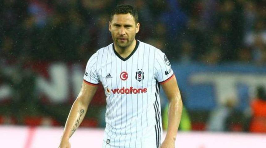 Beşiktaş'ta Tosic ve Atiba şoku!