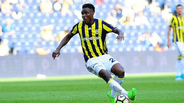 Emenike'den Iraklı futbolcuya ırkçılık!